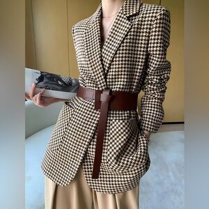 Commense Houndstooth Blazer with Brown Belt